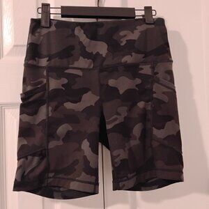 Yogalicious Bike Shorts Small Black Camo